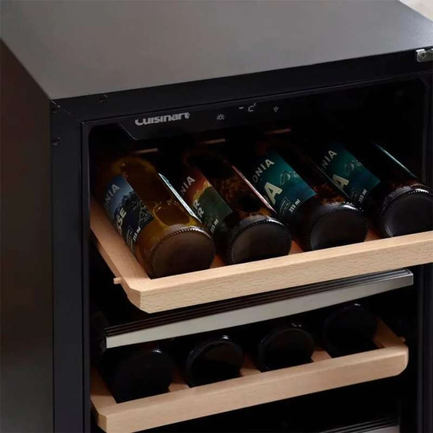Frigobar e Cervejeira de Embutir Cuisinart Arkton 34 Garrafas Inox 220V