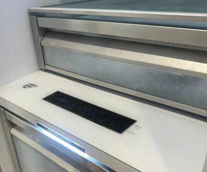 Freezer Elanto Professionale 24 Polegadas 390L Built-in Overlay 220V - LNTF2439BCOVP2