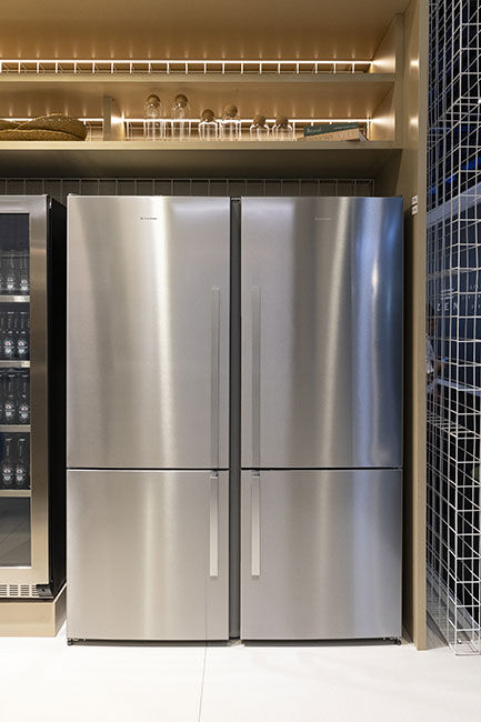 Refrigerador Elettromec Inox Bottom Freezer 510 Litros 220V Abertura Esquerda - RFBF510XX2VSC