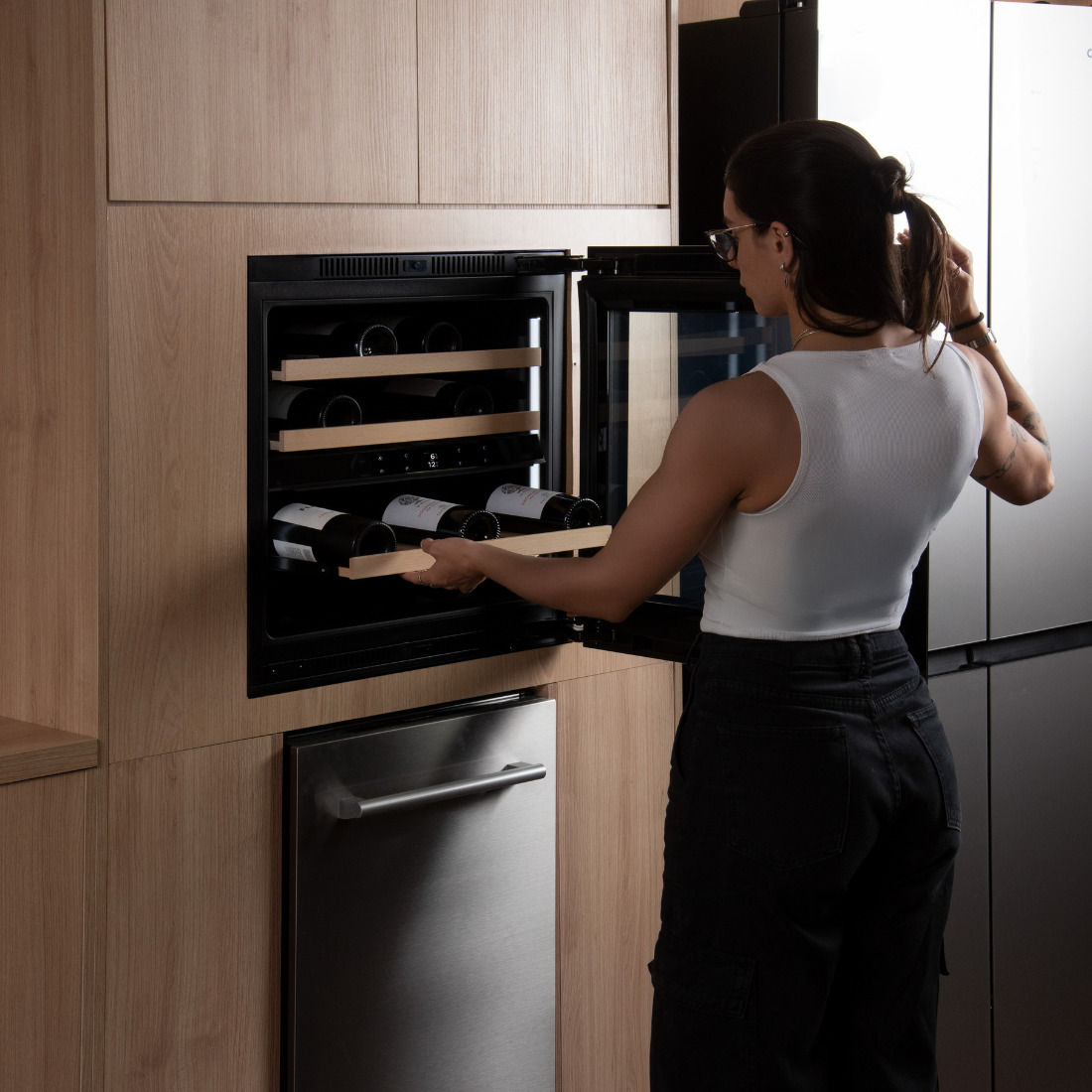 Adega Cuisinart Arkton Plus Dual Zone Integrada 25 Garrafas 60cm 220V - 4093841014
